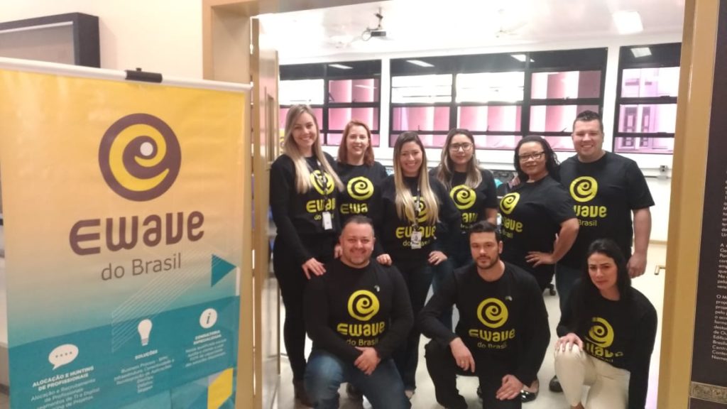 Time Ewave do Brasil se preparando para o Hackathon de Carreiras